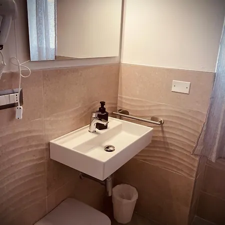 Guest house Maquini *