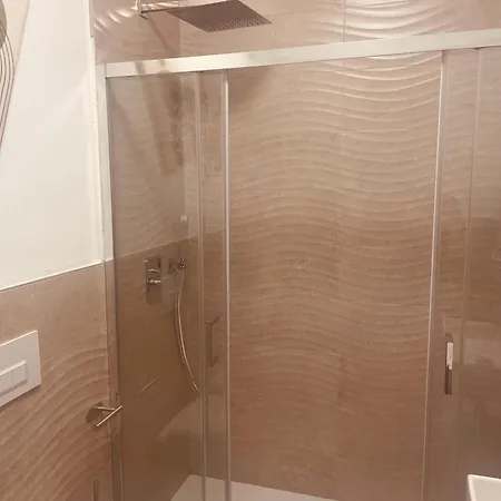 Maquini 게스트하우스 3*